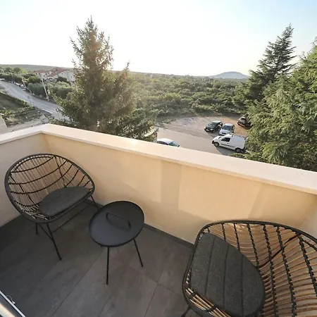 Family Friendly House With A Swimming Pool Sikovo, Biograd - 23718 度假居