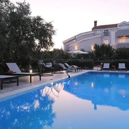 Family Friendly House With A Swimming Pool Sikovo, Biograd - 23718 *