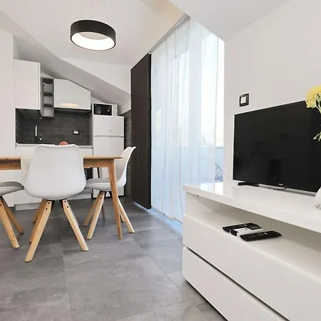 Family Friendly House With A Swimming Pool Sikovo, Biograd - 23718 Sveti Filip i Jakov