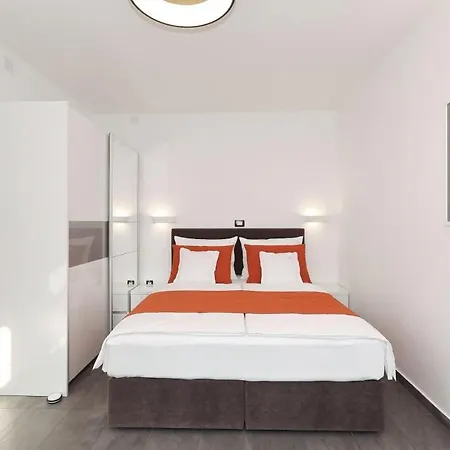 Nyaraló Family Friendly House With A Swimming Pool Sikovo, Biograd - 23718 Sveti Filip i Jakov