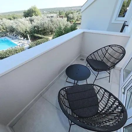 Family Friendly House With A Swimming Pool Sikovo, Biograd - 23718 Sveti Filip i Jakov