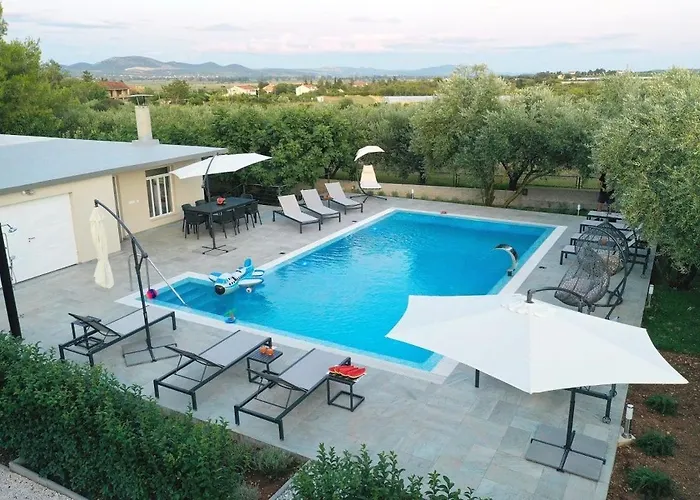Family Friendly House With A Swimming Pool Sikovo, Biograd - 23718 Nyaraló Sveti Filip i Jakov