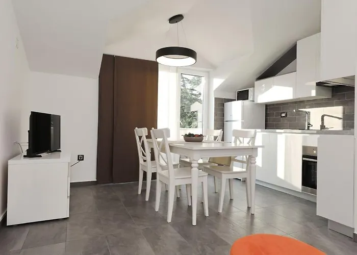 Family Friendly House With A Swimming Pool Sikovo, Biograd - 23718 Nyaraló