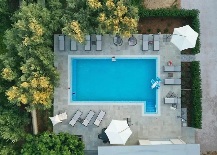 Family Friendly House With A Swimming Pool Sikovo, Biograd - 23718 * Sveti Filip i Jakov